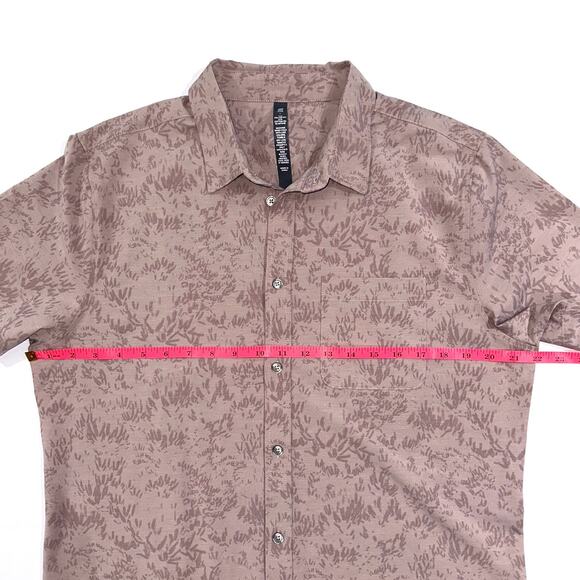 SOLD 💕Vuori Men’s Short Sleeve Bridge Umber Zion Purple Button Down Shirt - Picture 9 of 10
